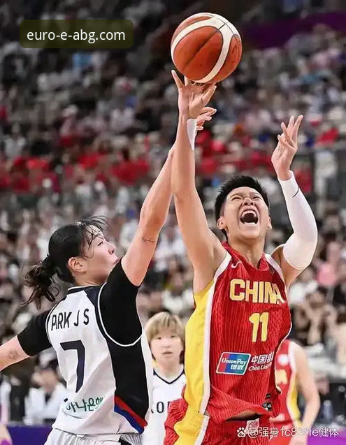 如何从一场女篮胜利中，洞察团队调整与个人爆发的艺术？